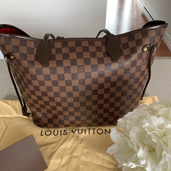 *SOLD*Louis Vuitton Neverfull MM Damier Ebene - Picture 2 of 5